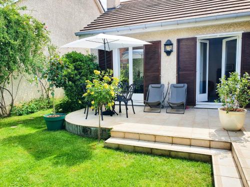 EXIGEHOME- Maison de charme avec jardin à 30 minutes de Paris : Appartements proche de Montesson