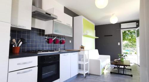 Appartement dans maison hyper calme, avec terrasse, Sud Ardèche : Appartements proche de Bourg-Saint-Andéol