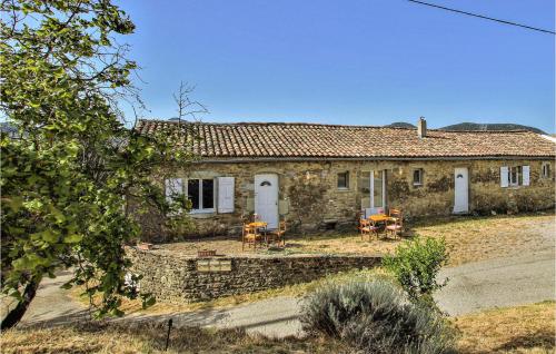 Amazing home in Comps with WiFi and 1 Bedrooms : Maisons de vacances proche d'Orcinas