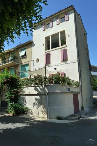 Chez Berni : Appartements proche de La Bastide-Pradines