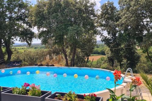 Grand villa avec piscine privée à 40min de la mer : Villas proche de Vic-le-Fesq