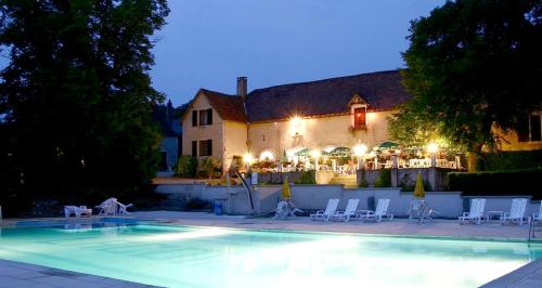 Maison de 2 chambres avec piscine partagee jardin amenage et wifi a Carlucet : Maisons de vacances proche de Saint-Projet