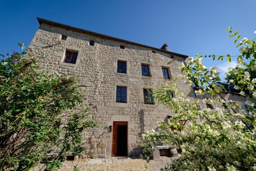 Le petit château du Villard : B&B / Chambres d'hotes proche de Le Malzieu-Ville