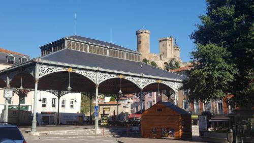 Foix cœur de ville : Appartements proche de Malléon