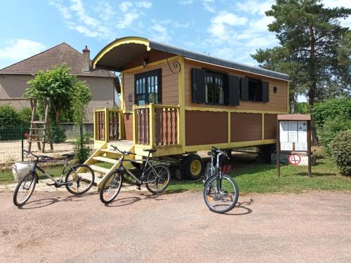 Camping Les Roulottes du Bazois : Campings proche d'Epiry
