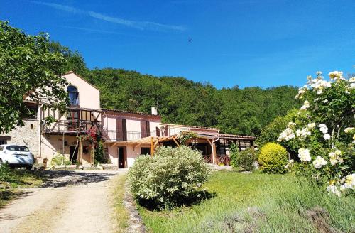 Métairie de Lamourade - Un écrin de nature sereine : Maisons de vacances proche de Ginoles