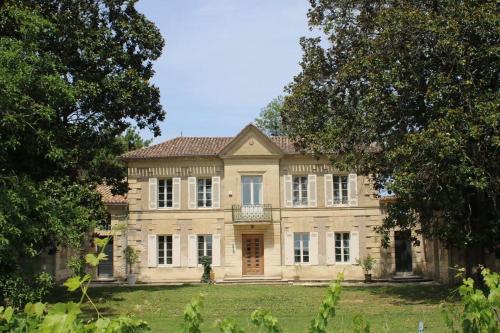 Malis Castera : B&B / Chambres d'hotes proche de Saint-Aubin-de-Branne