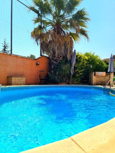 Villa de 3 chambres avec piscine privee jardin clos et wifi a Marguerittes : Villas proche de Marguerittes
