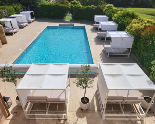Domaine Ribiera, Hotel 5 Etoiles, SPA & Golf - Forcalquier : Hotels proche de La Brillanne