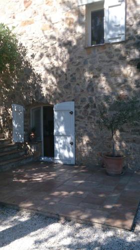 Le Clos sous le chemin : B&B / Chambres d'hotes proche de La Roque-Esclapon