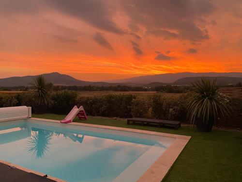 Villa avec piscine au cœur de la Provence. : Villas proche de Malijai