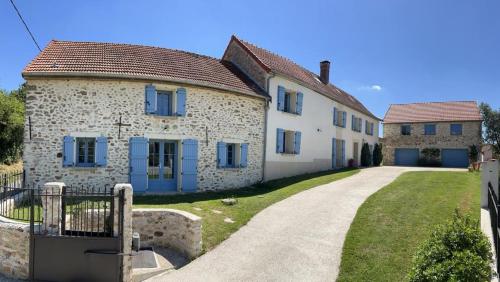 Les volets bleus : B&B / Chambres d'hotes proche de Reuilly-Sauvigny