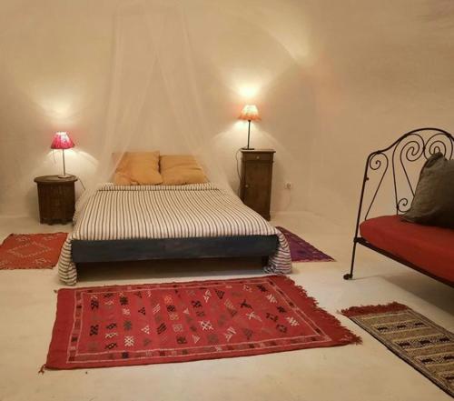 chambre d'inspiration marocaine au coeur du village perché de SUZE : Sejours chez l'habitant proche de Barcelonne