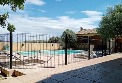 Magnifique villa avec piscine : Villas proche de Saint-Guiraud