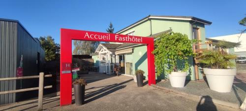 Fasthotel Laval : Hotels proche de Saint-Germain-le-Guillaume