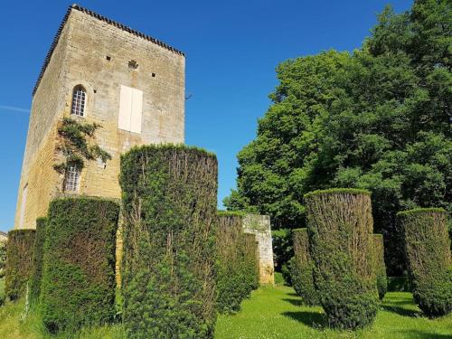 Medieval castle full of charm to rent : Villas proche de Monpazier