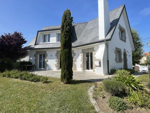 Maison Jullouville, 6 pièces, 8 personnes - FR-1-361-450 : Maisons de vacances proche de Saint-Pierre-Langers