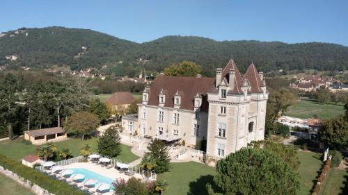 Domaine du Château de Monrecour - Hôtel et Restaurant - Proche Sarlat : Hotels proche de Saint-Vincent-de-Cosse
