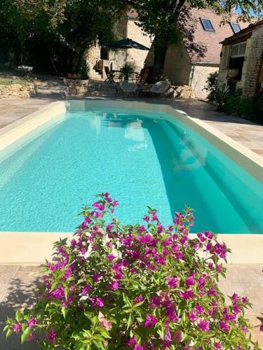 Private pool-Authentic Perigord Barn-Sarlat 10 min : Maisons de vacances proche de Veyrignac