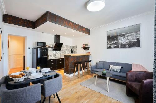 T3 Hyper centre moderne & chaleureux : Appartements proche d'Évin-Malmaison