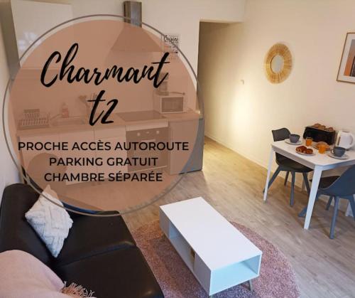 Charmant T2 - chambre séparée - parking gratuit : Appartements proche de Petite-Forêt
