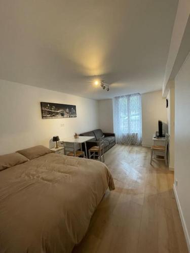 LIKEHOME - Studio idéal pour séjour en région parisienne : Appartements proche de Mareil-en-France