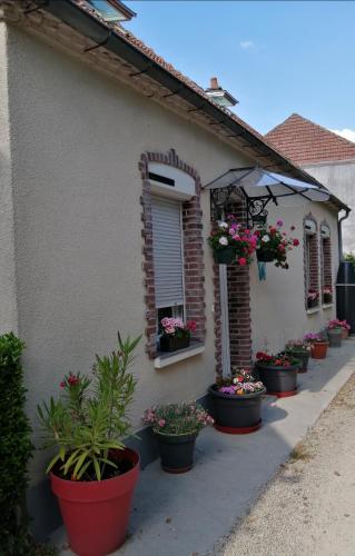 Maison cocoon et chaleureuse : Maisons de vacances proche de Saint-Just-Sauvage