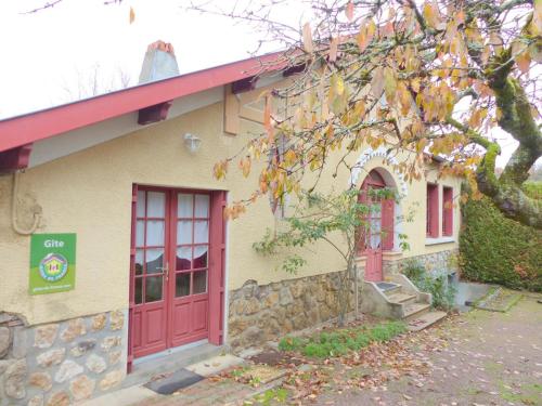 Gîte Hérisson, 3 pièces, 5 personnes - FR-1-489-15 : Maisons de vacances proche de Cosne-d'Allier