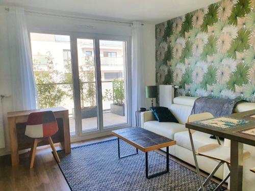 EXIGEHOME-Bel appartement de standing-30 minutes de Paris : Appartements proche de Chaville