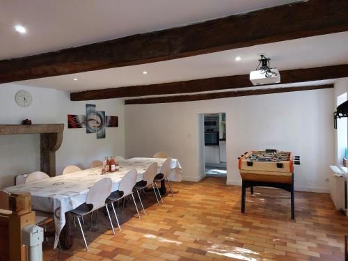 La cambuse des gones - Gîte 3 chambres : Maisons de vacances proche de Thurins