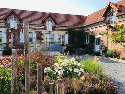 La Ferme du P'tit Colibri : B&B / Chambres d'hotes proche de Beaurains-lès-Noyon