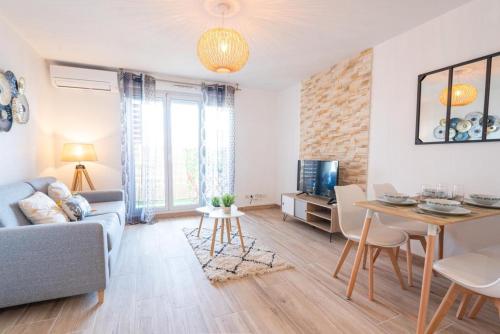 L'IDEAL COSY - PARKING PRIVE BALCON CLIM WIFI : Appartements proche de Bouillargues