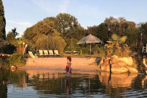 Superbe propriété lac, plages privées proche Paris : Villas proche de Voulx