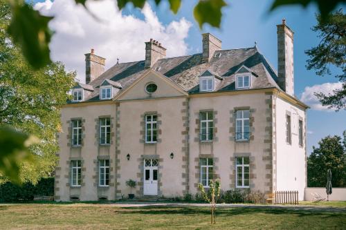 Maison Léonce - Le É : Maisons de vacances proche de Saint-Jean-de-la-Haize