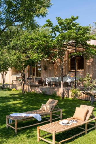 Casa Ladoit - maison d'architecte vue sur vignes : Maisons de vacances proche de Fontaines