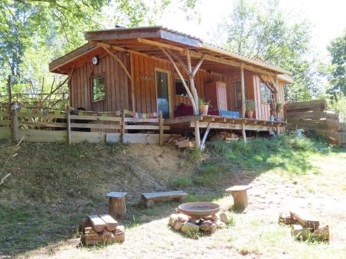 Cosy cabane : Maisons de vacances proche de Camarade