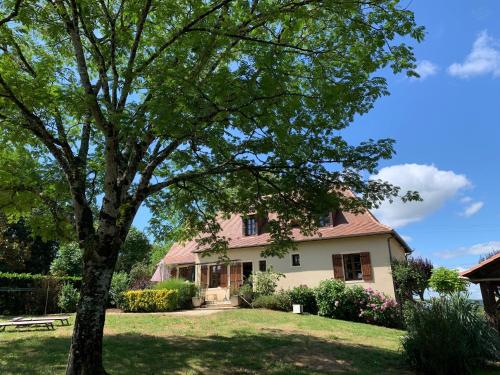 Lovely 8 Persons House in Alles-sur-Dordogne : Maisons de vacances proche de Paunat