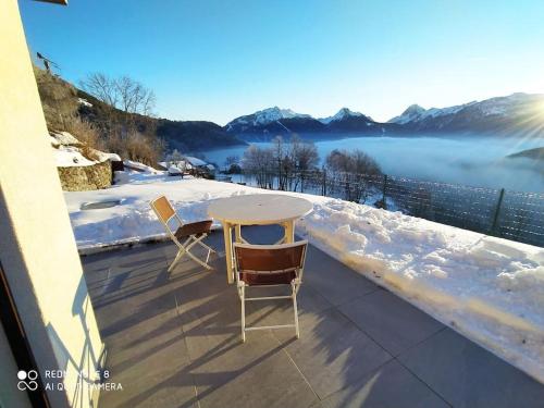 In the heart of nature with an unique view : Appartements proche de Marlens