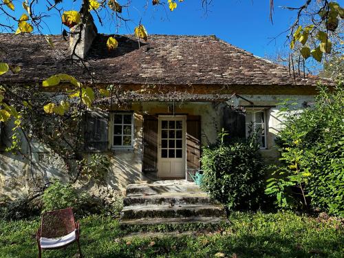 the Snug House : Maisons de vacances proche de Montagnac-la-Crempse