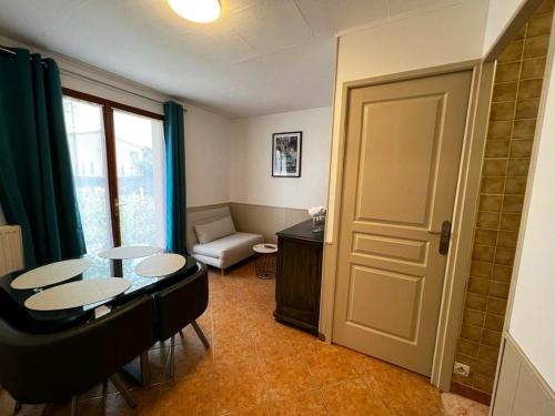 Appartement de 2 chambres avec jardin clos et wifi a Corsavy : Appartements proche de Valmanya