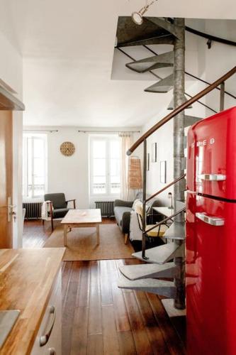 Duplex de charme, Coeur de ville, Rueil Malmaison : Appartements proche de Bougival