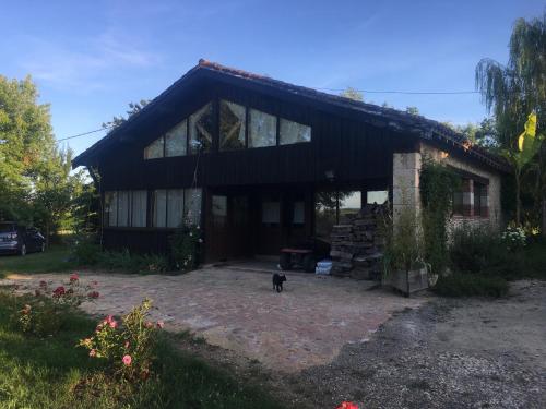 Grange en Maurille : Maisons de vacances proche de Maubec