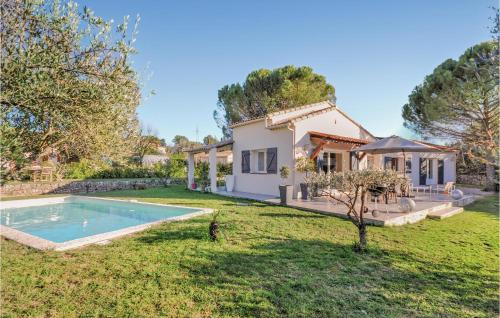Awesome home in Peymeinade with 3 Bedrooms, WiFi and Private swimming pool : Maisons de vacances proche de Peymeinade