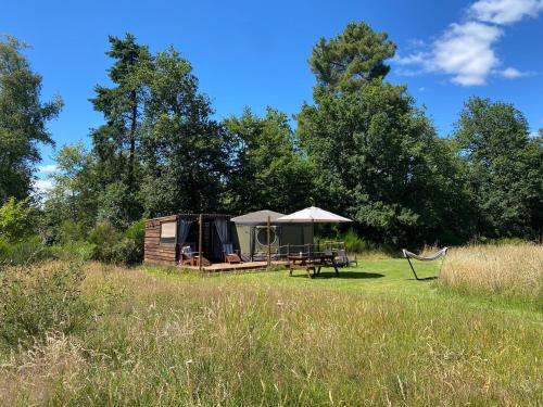 Yurt at Le Ranch Camping et Glamping : Tentes de luxe proche d'Égletons