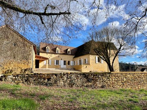 Le Promontoire : Maisons de vacances proche de Veyrignac