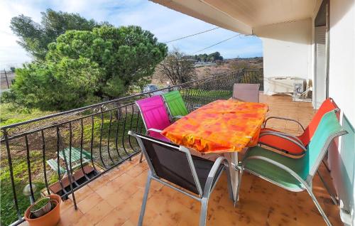 Nice apartment in Nissan-lez-Enserune with 3 Bedrooms and WiFi : Appartements proche de Poilhes