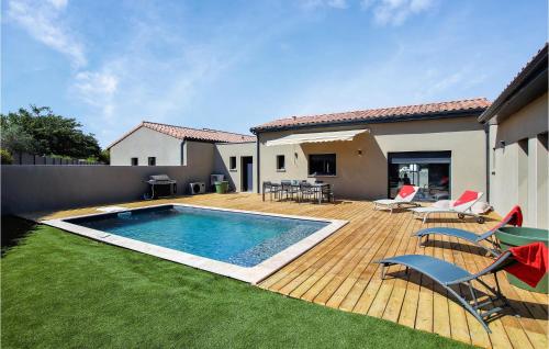 Nice Home In Clon Dandran With Outdoor Swimming Pool, Wifi And Private Swimming Pool : Maisons de vacances proche de Savasse