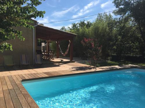 GROOMI La Gardoise- Villa, piscine et terrain de pétanque ! : Villas proche de Fons