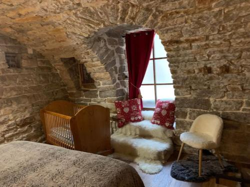 Gite Vouté 3 étoiles de 2 a 4 pers au Manoir Du Charme dans les Gorges Du Tarn : Maisons de vacances proche de Saint-Étienne-du-Valdonnez