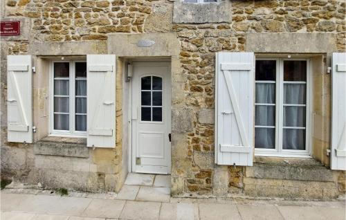 Nice home in Taillant with WiFi and 1 Bedrooms : Maisons de vacances proche de La Benâte